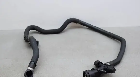 BMW X5 F15 Engine coolant pipe/hose 7509984 8513834