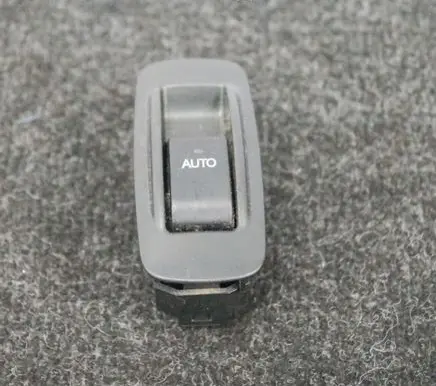 Toyota Corolla E120 E130 Electric window control switch 8480102411B2