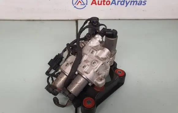 BMW 7 F01 F02 F03 F04 Active stabilizer control/valve assembly 6775258 37146775258