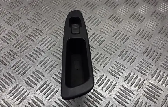 Volvo S40, V40 Quarter vent window switch 30889759