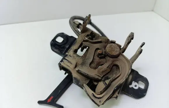Volkswagen Golf IV Engine bonnet/hood lock/catch 1J0823509C