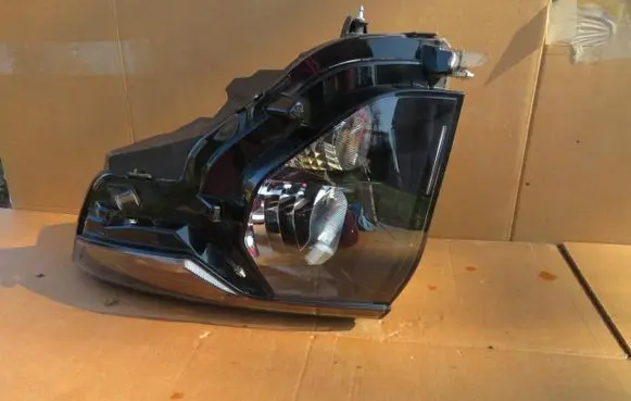 Ford Transit Courier Headlight/headlamp R2X6-13W030-CE