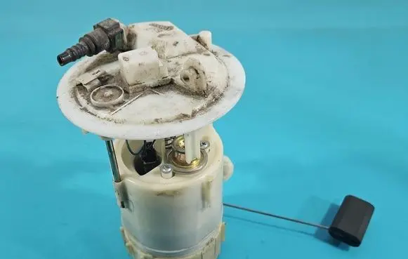 Renault Megane II In-tank fuel pump IMPRK1596911
