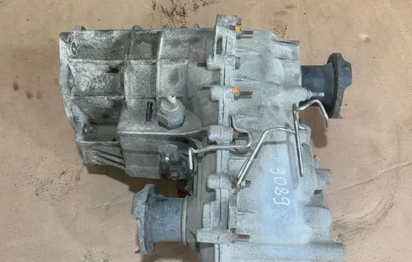 Jeep Wrangler Gearbox transfer box case MD043259