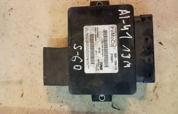 Volvo V60 Hand brake control module 31334872 32620250
