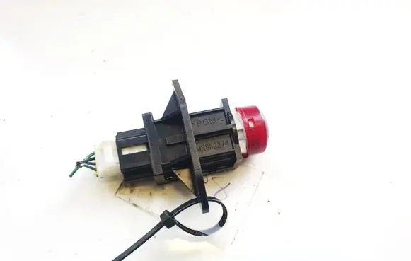 Mitsubishi Grandis Hazard light switch mr962274
