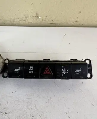 Jeep Compass A set of switches P68044101AB 12862327 28189771