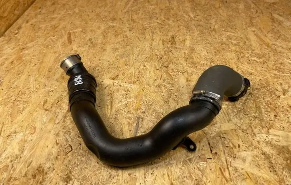 Jaguar XE Intercooler hose/pipe GX736N650AD