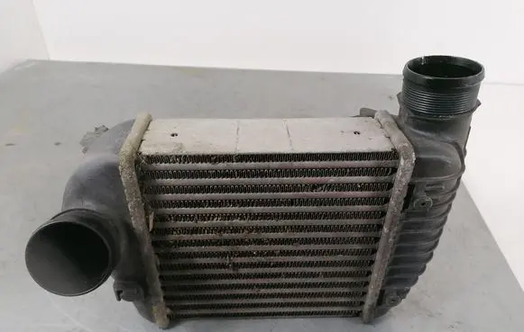 Audi A6 S6 C6 4F Intercooler radiator 0281002401 038906051C 4F0145805AD