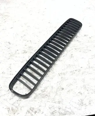 Skoda Fabia Mk2 (5J) Front bumper lower grill 5J0853677