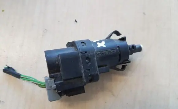 Ford Focus C-MAX Brake pedal sensor switch 3m5t13480ab 3m5t-13480-ab