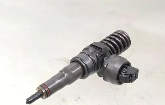 Seat Ibiza IV (6J,6P) Fuel injector 038130073bp 0414720314