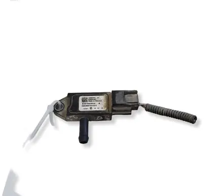 Renault Megane III Exhaust gas pressure sensor 8201043914 53MPP0101 H8200741321