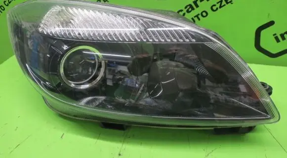 Skoda Fabia Mk2 (5J) Headlight/headlamp