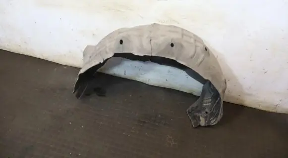Renault Megane IV Rear arch 