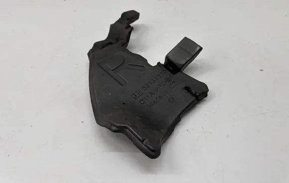 Fender foam support/seal