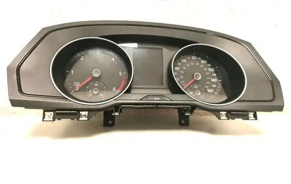 Volkswagen PASSAT B8 Speedometer (instrument cluster) 3G0920941A