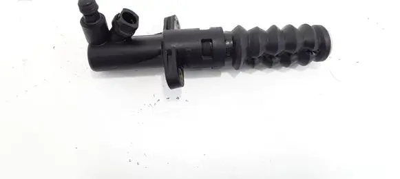 Peugeot 307 Clutch slave cylinder 9637030980