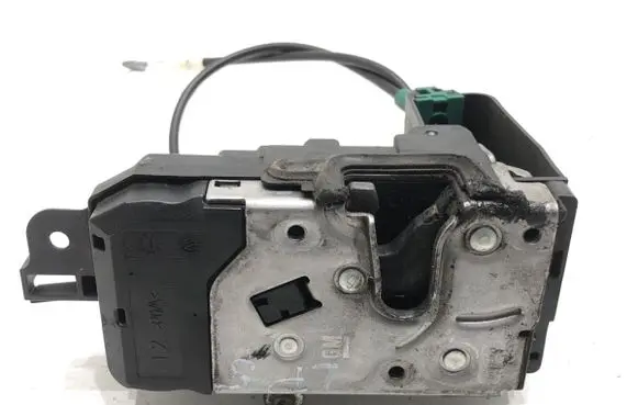 Opel Astra H Front door lock 13128111