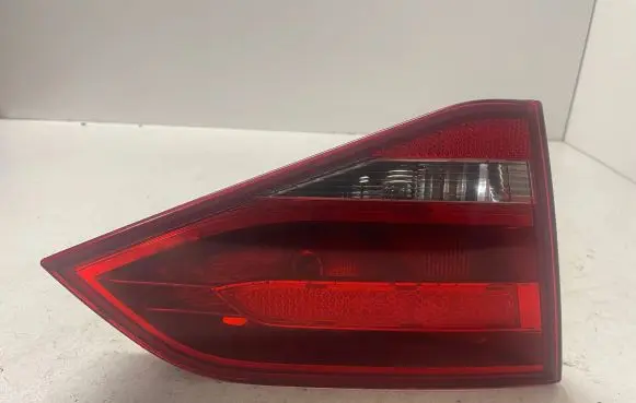 Audi A4 S4 B8 8K Tailgate rear/tail lights 166973