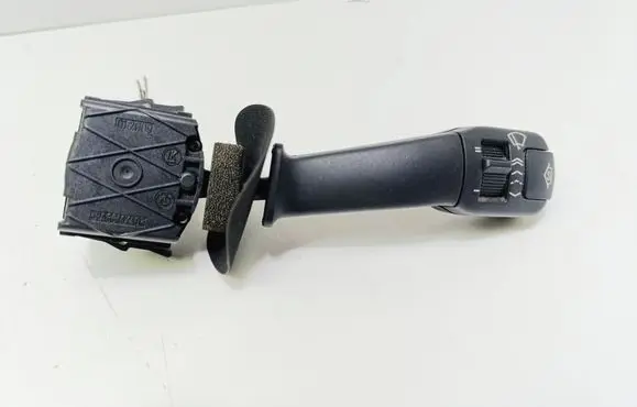 BMW 5 E39 Wiper control stalk 8352171