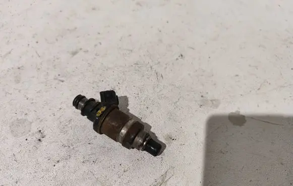 Honda Civic Fuel injector 6L41