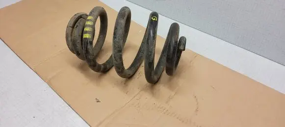 Volkswagen Transporter - Caravelle T5 Rear coil spring