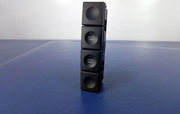 Ford Fiesta Other switches/knobs/shifts 2S6T18K574AC