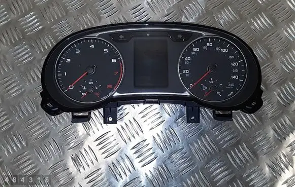 Audi A1 Speedometer (instrument cluster) 8X0920980C