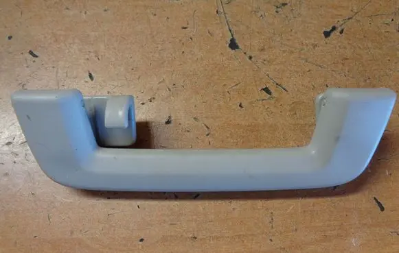 Ford Kuga I Rear interior roof grab handle