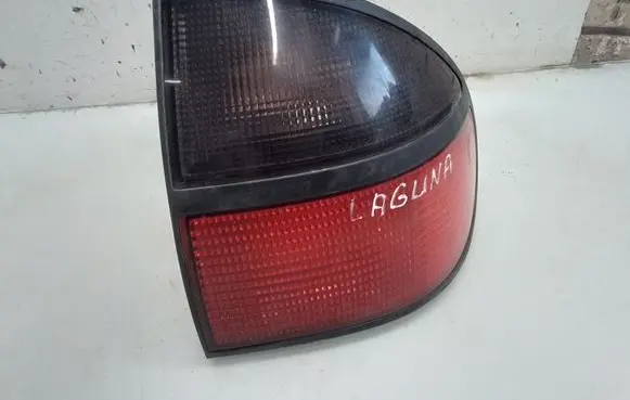 Renault Laguna I Rear/tail lights