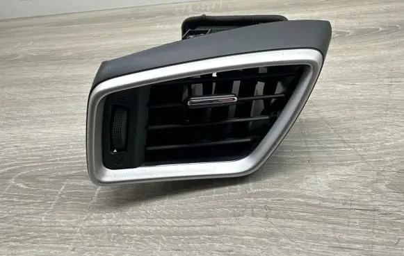 Nissan X-Trail T32 Dashboard side air vent grill/cover trim 687614CE1A 4BA0AASSY G05LZ08