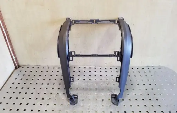 Honda CR-V Radio/GPS head unit trim 77250SWAA0