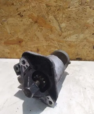 Nissan Qashqai Starter motor 8200584675B