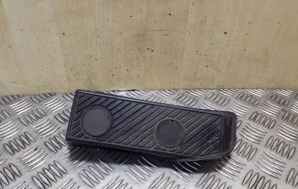 KIA Sportage Foot rest pad/dead pedal 328812S900
