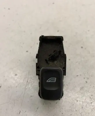 Volvo V70 Electric window control switch 9472275
