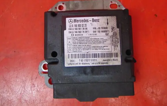 Mercedes-Benz GLE (W166 - C292) Airbag control unit/module 1669000220