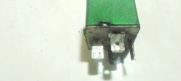 Peugeot 607 Other relay 12v35a03531