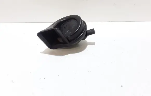 BMW X3 E83 Horn signal 024148