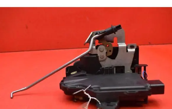 Audi A4 S4 B6 8E 8H Front door lock 