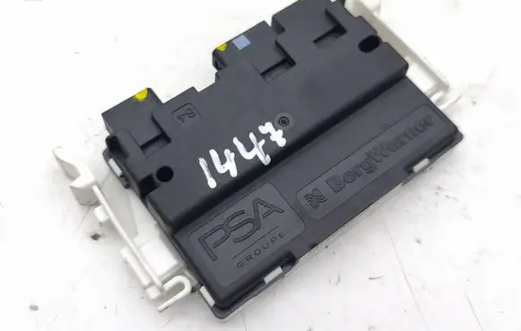 Peugeot 3008 III Battery control module 9856742080