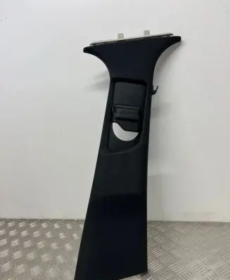 Mercedes-Benz E W213 (B) pillar trim (top) A2136900825 A2136903425