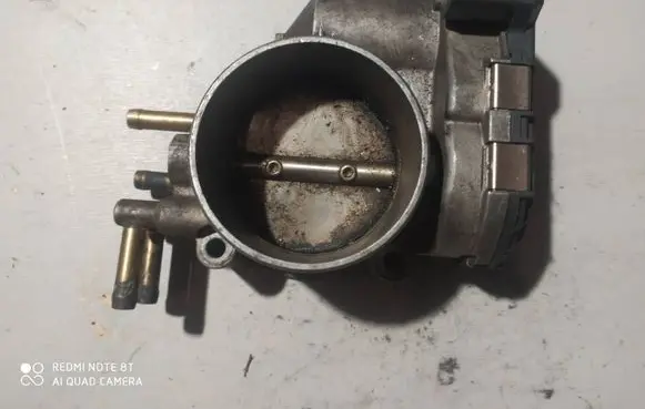 Audi A6 S6 C5 4B Throttle valve 078133062B 079133062K