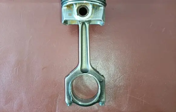 BMW 3 F30 F35 F31 Piston with connecting rod 7624408 11247624408 8606459