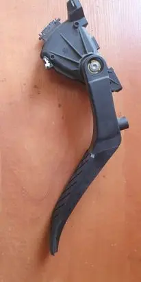 Volkswagen Touareg I Accelerator throttle pedal 7L6721507 6PV00777025 1041305