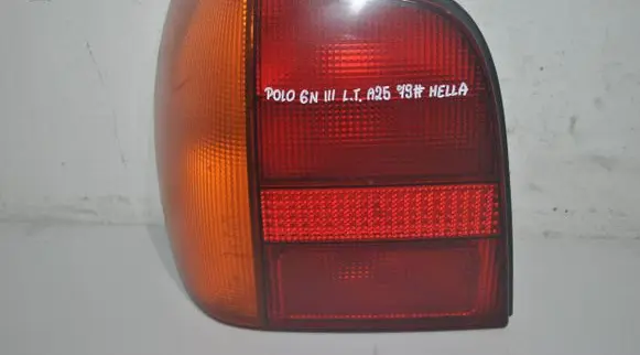 Volkswagen Polo III 6N 6N2 6NF Rear/tail lights