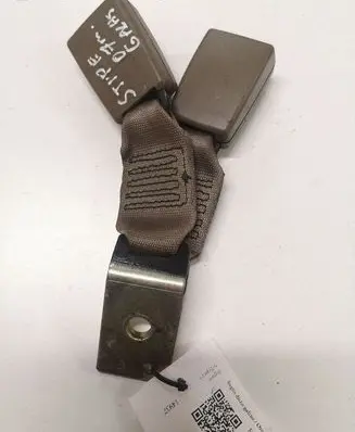 Jaguar S-Type Rear seatbelt buckle 2R83F60045 33048308