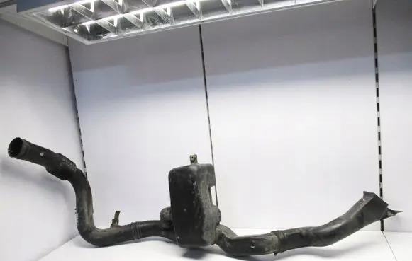 Nissan Serena Intake resonator 