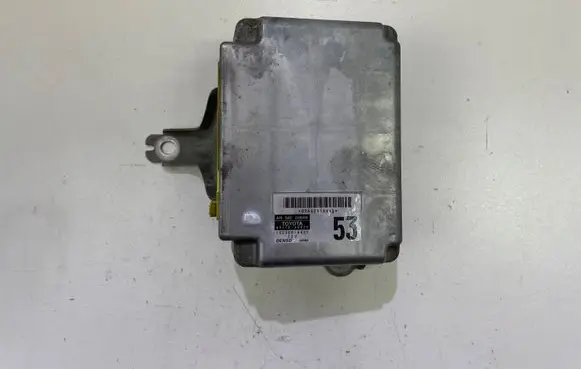 Lexus RX 330 - 350 - 400H Airbag control unit/module 8917048070