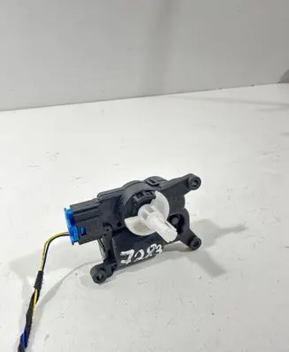 Volkswagen Golf Sportsvan Air flap motor/actuator 5Q0907511
